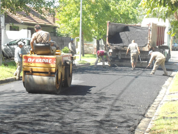 Plan Integral de reparación de asfaltos en Los Troncos Tigre