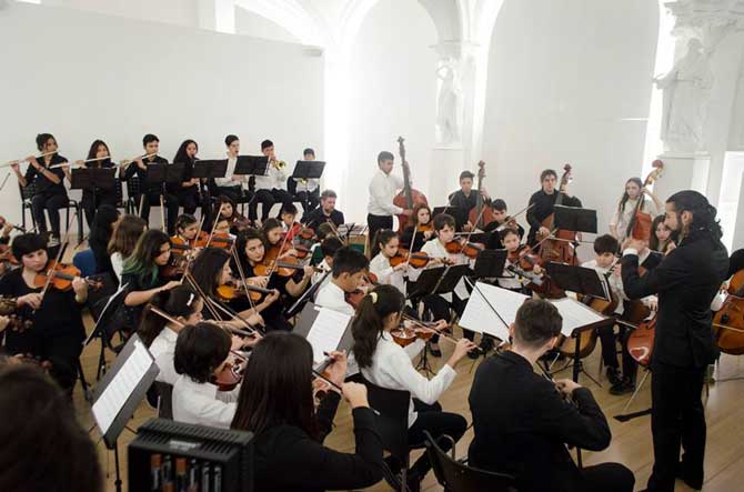 Muestra de fotos y concierto a beneficio de Las Tunas ONG