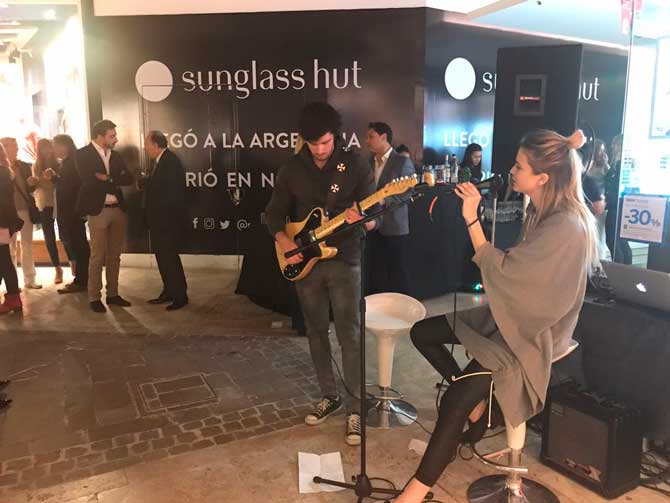 Sunglass Hut llegó a la Argentina y abrió en Nordelta