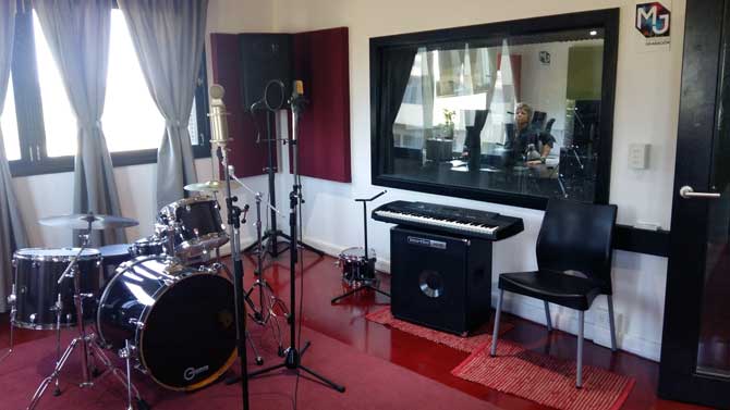 Estudio de ensayo y grabación profesional en Riviera Park