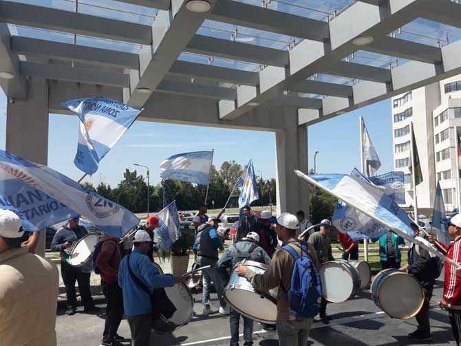 Manifestación en nordelta por despidos