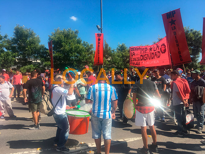 Trabajadores volverán a manifestarse en 100 barrios cerrados