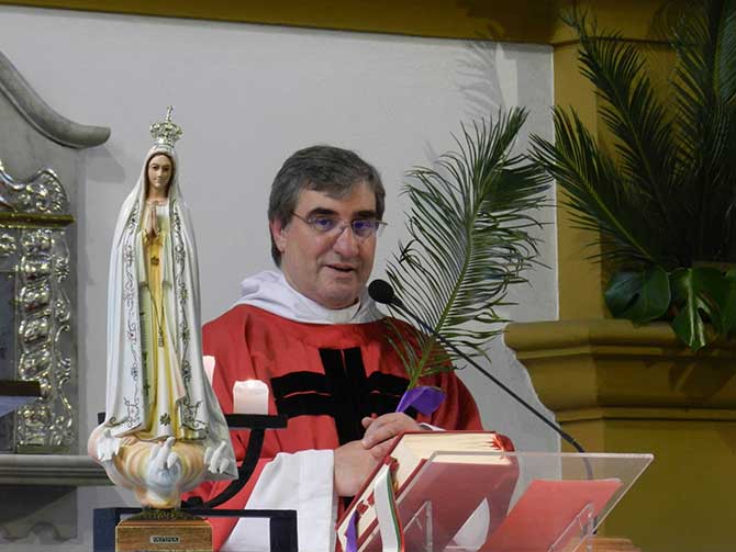 sacerdote de Tigre dice que vio la cara de Jesús