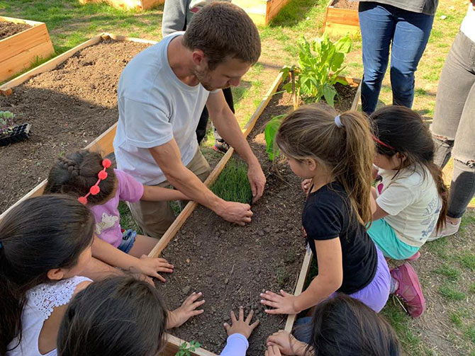 Fundación Nordelta avanza en su huerta y talleres de alimentación