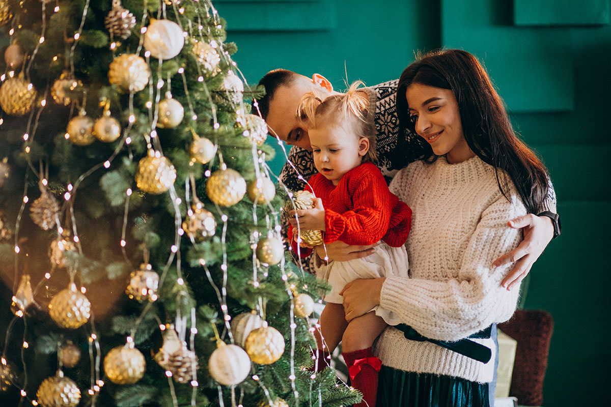 Costumbres y leyendas en Navidad: ¿Por qué regalar bombachas rosas?