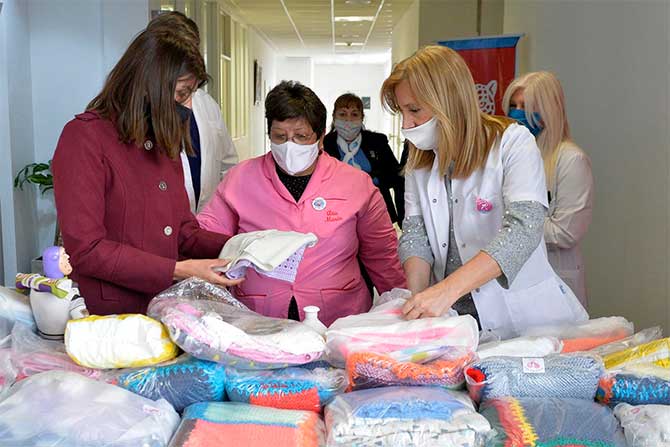 El Hospital Materno Infantil de Tigre recibió una donación de las Damas Rosadas destinada a las familias vulnerables