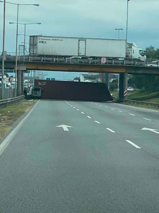 Accidente en Panamericana ramal Pilar