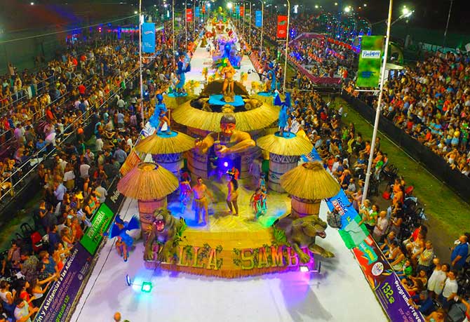 El carnaval se vive en Concordia
