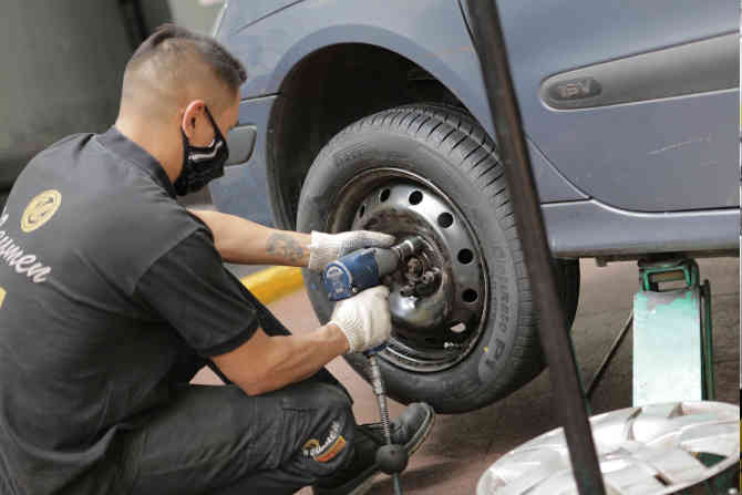 Controles necesarios del auto para salir a la ruta