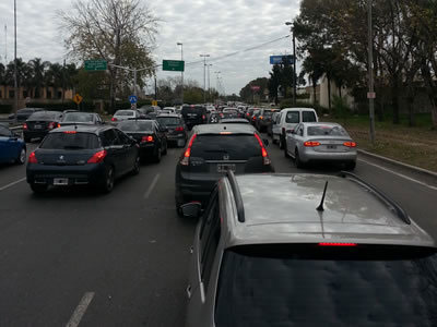 Tránsito problemático en el corredor Bancalari