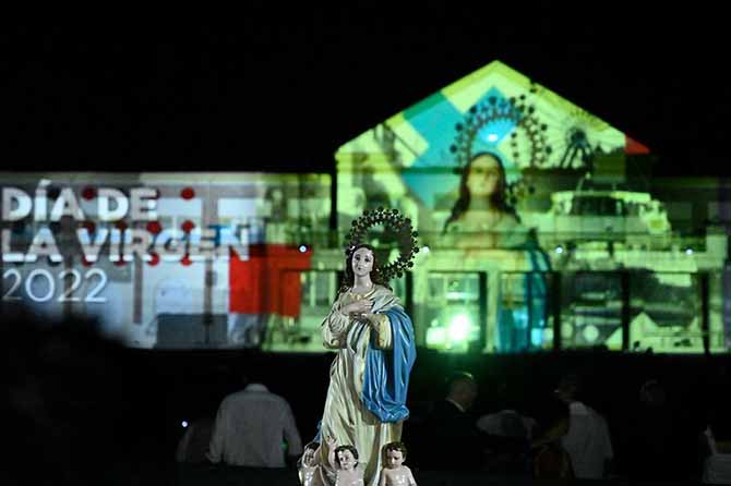 Procesión náutica por el día de la Virgen
