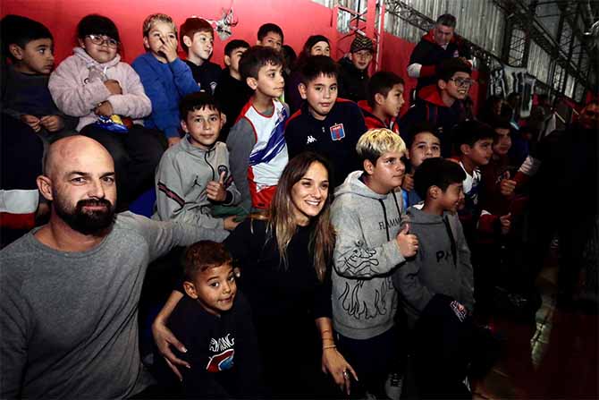 La precandidata a intendenta de Tigre por el partido político “Frente de Todos”, Malena Galmarini, 