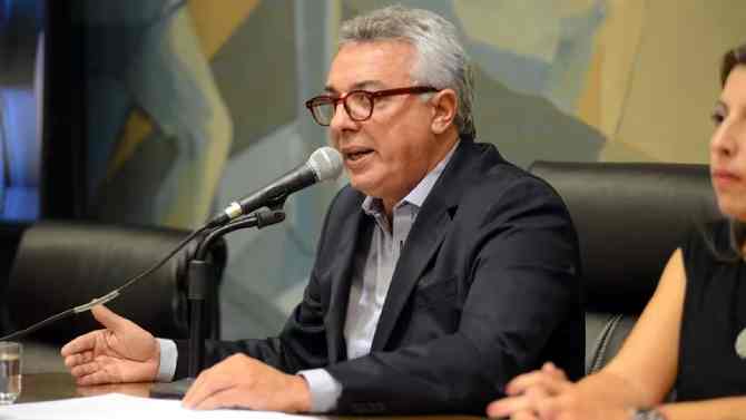 Julio Zamora precandidato a Intendente 