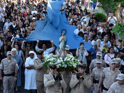 Cómo fue la celebración de la virgen en Tigre