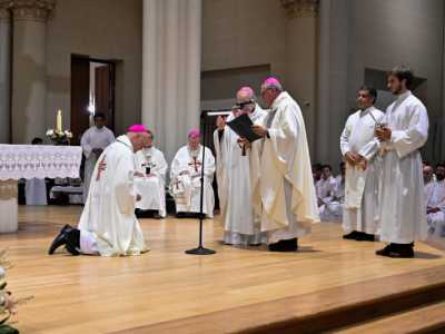 Monseñor Guillermo Caride asumió como obispo