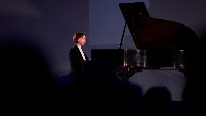 Un viaje musical solidario: Horacio Lavandera conmovió a Nordelta