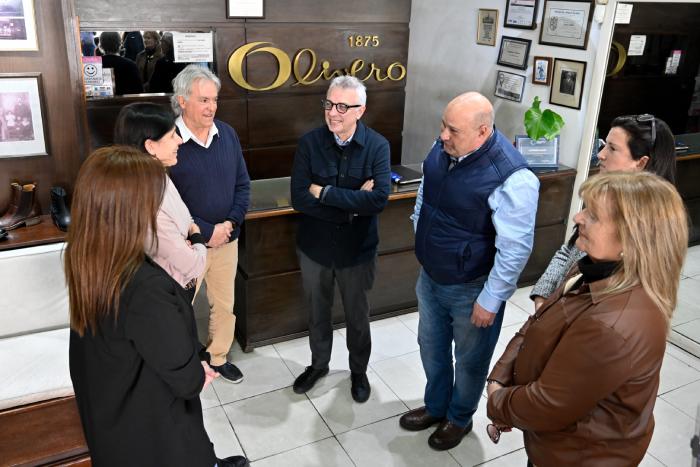 Zamora: 'Hay un país que está parado económicamente”