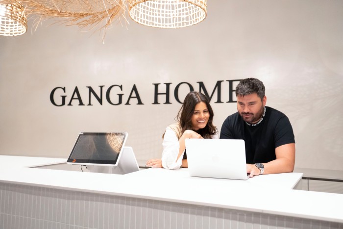 Araceli Arriola y Jonatan Feit