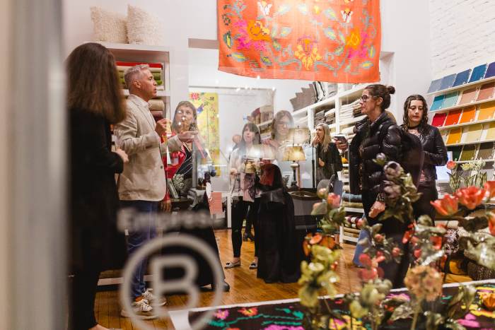 Llega La Noche del Diseño a Distrito Arenales: creatividad y arte en las calles