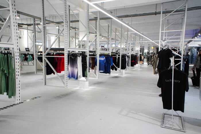 Ona Saez inaugura The Factory: moda, cultura y comunidad