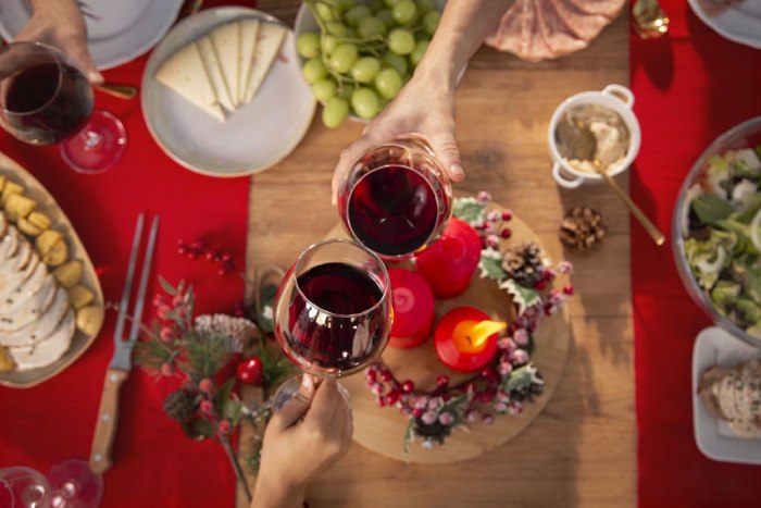 Vinos para las fiestas: para llevar, regalar y abrir en casa