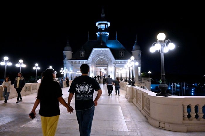 Noche de museo frente al río: vuelve Noches en el MAT