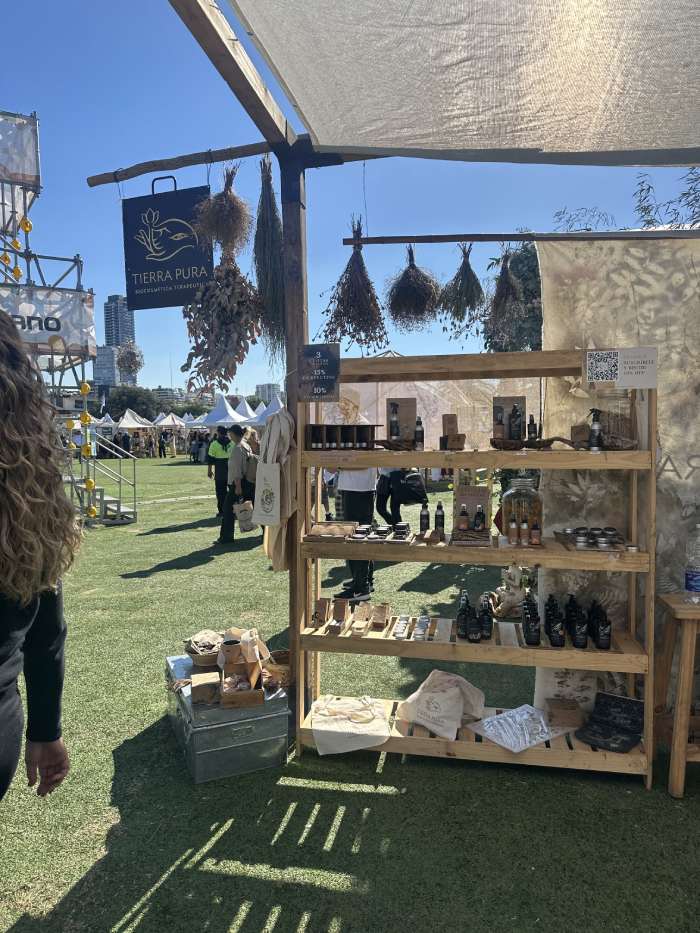 Belleza consciente: el boom de la cosmética natural que pisa fuerte en Bioferia