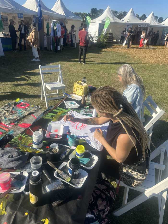 Upcycling: cuando la ropa vuelve a tener historia (y futuro)