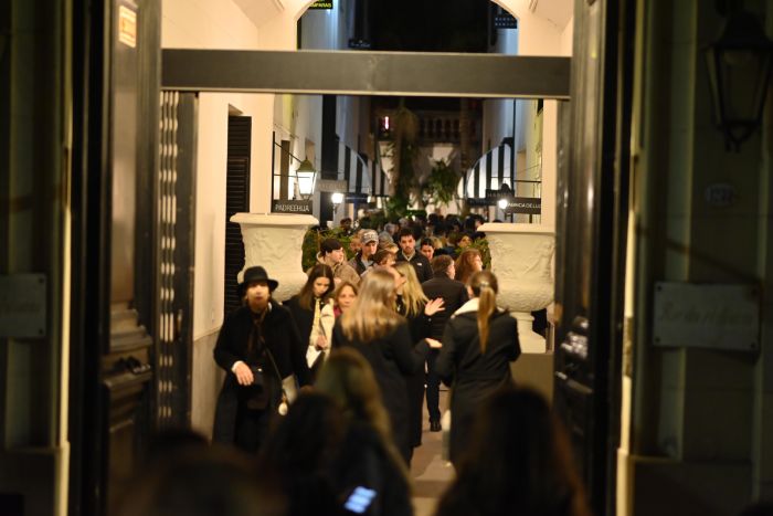 Tendencia Arenales 2026: una noche donde el diseño, el arte y las experiencias tomaron las calles